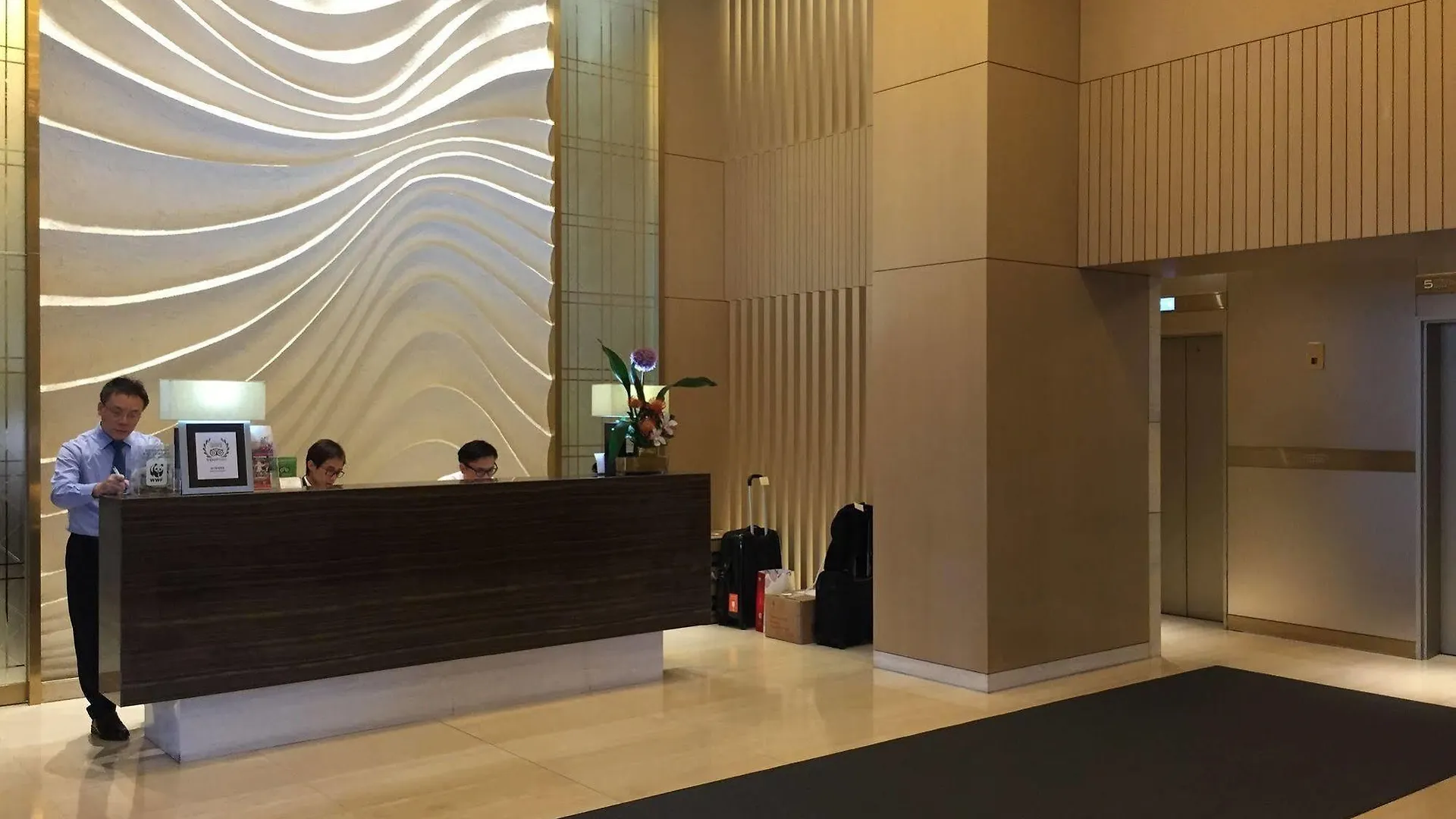 Apartment Kapok Hongkong 3*,  China